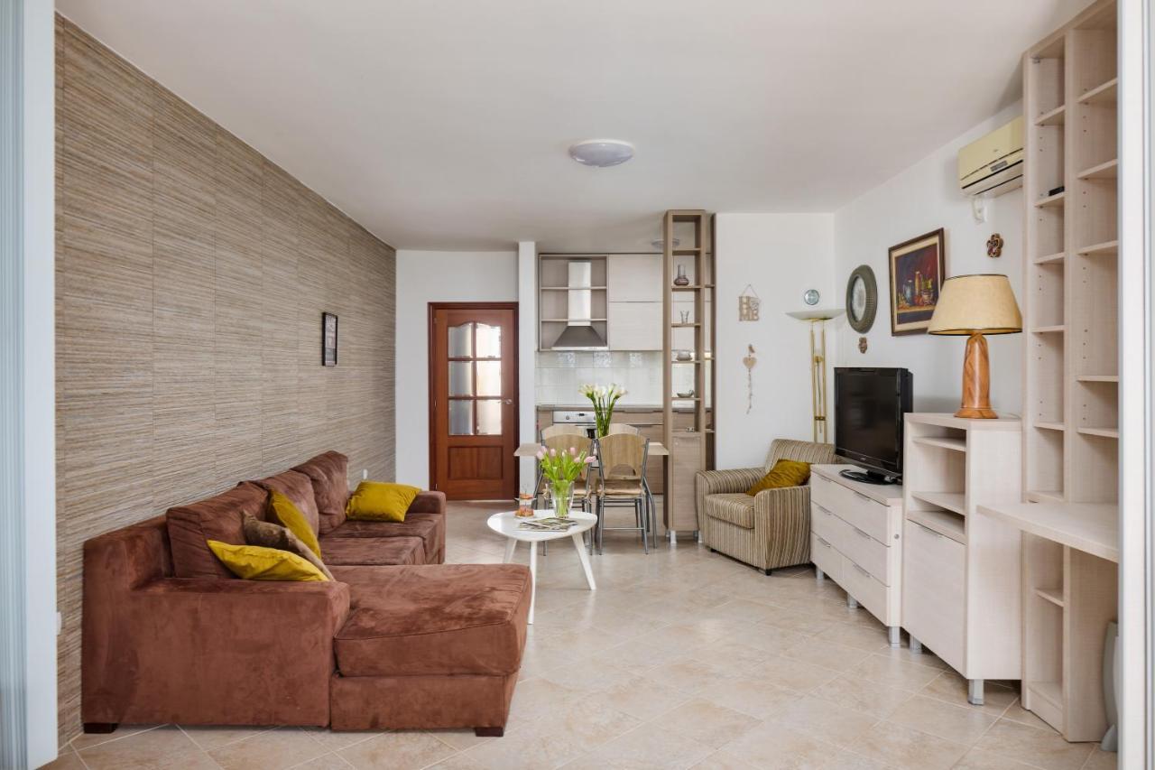 Ana'S Place Near The Sea Kotor Luaran gambar