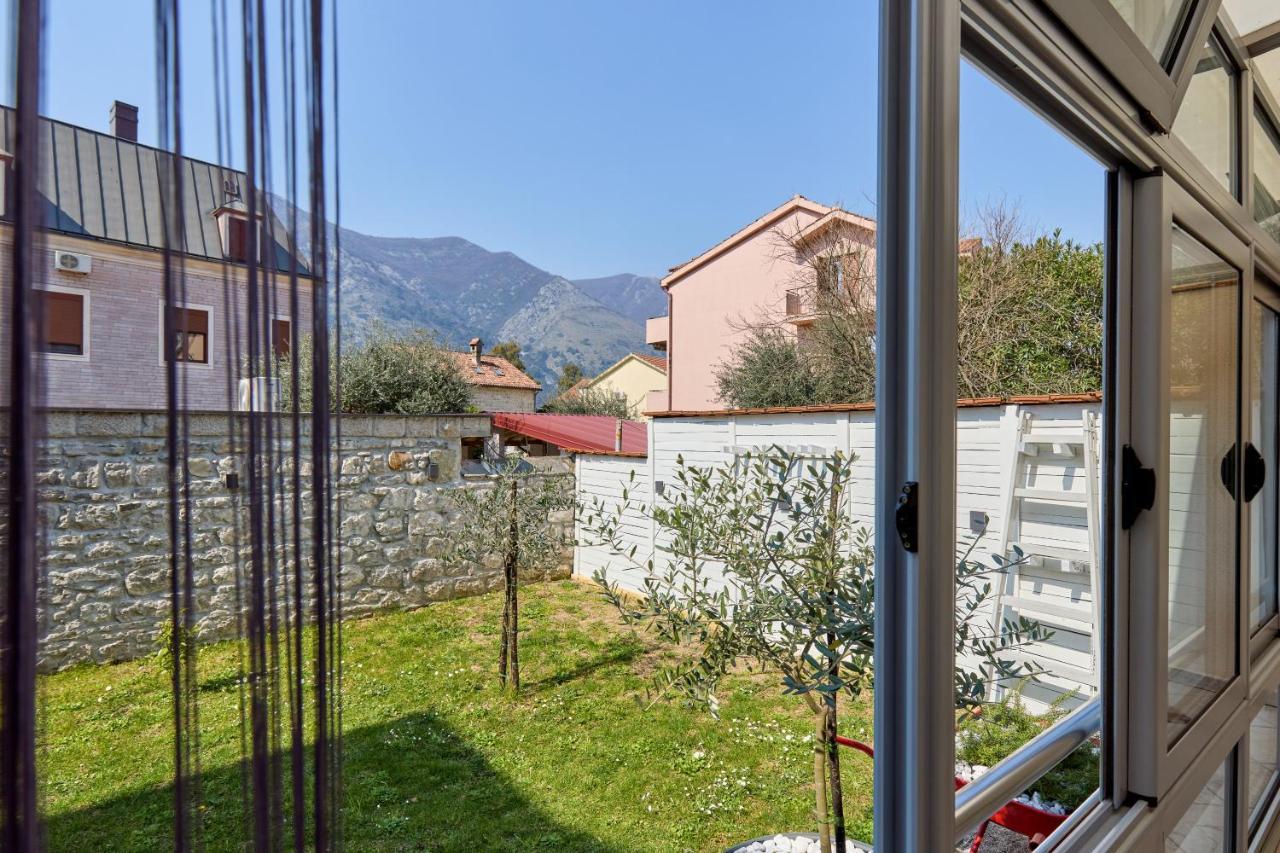 Ana'S Place Near The Sea Kotor Luaran gambar